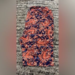 LuLaRoe Tall and Curvy leggings